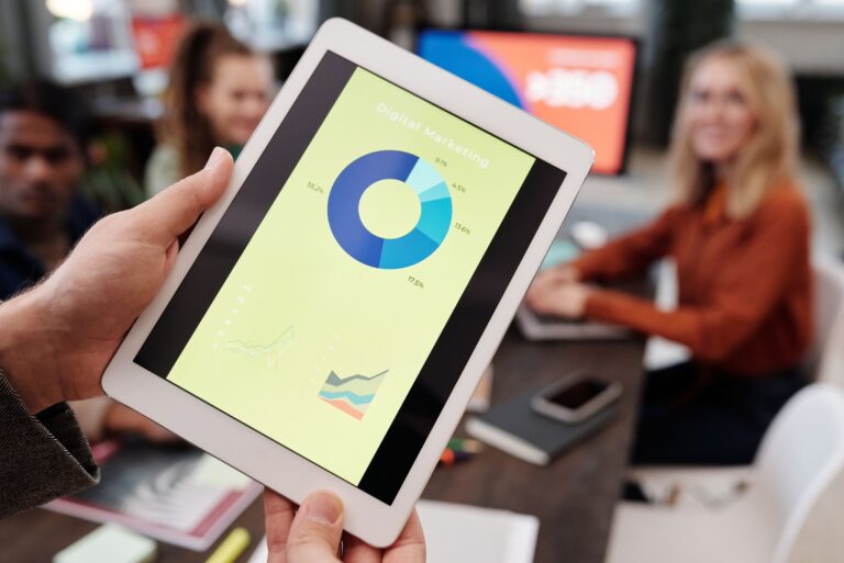 Skill Iklan Digital yang Dicari 2027: Dari Operator Tombol Jadi Arsitek Sistem